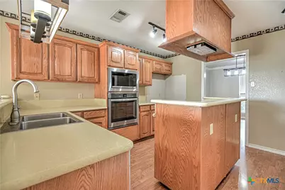 809 Hudson Lane, Eddy, TX 76524 - Photo 12