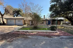 1701 N 13th St, Temple, TX 76501 - Photo 1