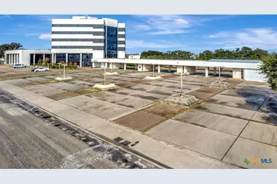 1908 N Laurent Street, Victoria, TX 77901 - Photo 18