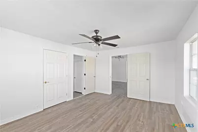 104 E Whitney Street, Hamilton, TX 76531 - Photo 8