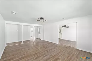 104 E Whitney St, Hamilton, TX 76531 - Photo 16