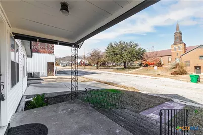 104 E Whitney Street, Hamilton, TX 76531 - Photo 20