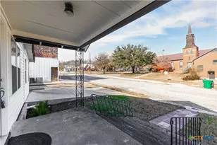 104 E Whitney St, Hamilton, TX 76531 - Photo 20