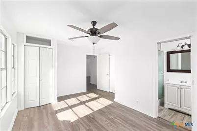 104 E Whitney Street, Hamilton, TX 76531 - Photo 4