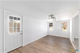 104 E Whitney St, Hamilton, TX 76531 - Photo 14