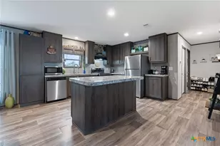 121 Fate Ct, Kyle, TX 78640 - Photo 6