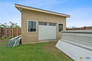 121 Fate Ct, Kyle, TX 78640 - Photo 20