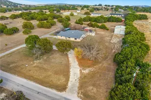 130 Bobcat Ln, Copperas Cove, TX 76522 - Photo 4