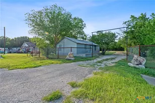 6071 FM713, Dale, TX 78616 - Photo 4