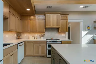 18248 Crows Ranch Road, Salado, TX 76571 - Photo 12