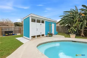 602 Bramble Bush Ln, Victoria, TX 77904 - Photo 8