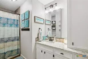 602 Bramble Bush Ln, Victoria, TX 77904 - Photo 34