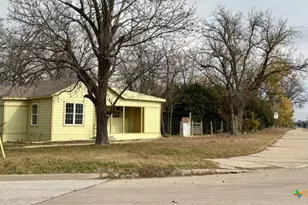 813 S 53rd St, Temple, TX 76504 - Photo 1