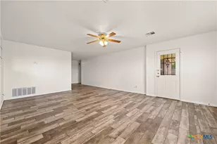 3107 Tom Lockett Dr, Killeen, TX 76549 - Photo 32