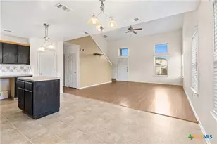 1112 Katelyn Cir, Copperas Cove, TX 76522 - Photo 4