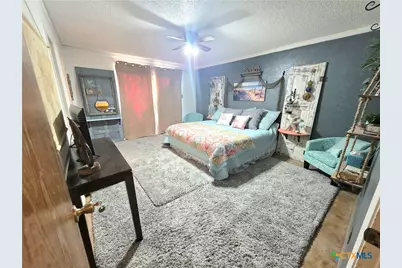 1611 E Messick Loop, Round Rock, TX 78681 - Photo 8