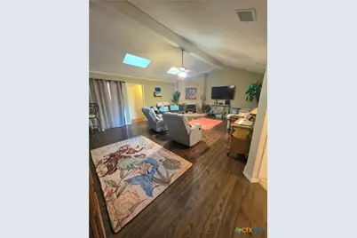 1611 E Messick Loop, Round Rock, TX 78681 - Photo 2