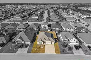 4514 Guildford Dr, Belton, TX 76513 - Photo 2