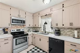 105 S Peach St, Little River-Academy, TX 76554 - Photo 14