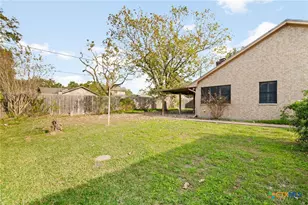 603 Suzanne St, Edna, TX 77957 - Photo 38