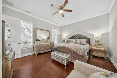 620 N Guenther Avenue, New Braunfels, TX 78130 - Photo 16