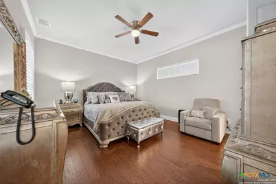 620 N Guenther Avenue, New Braunfels, TX 78130 - Photo 18