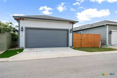 620 N Guenther Avenue, New Braunfels, TX 78130 - Photo 28