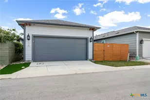 620 N Guenther Ave, New Braunfels, TX 78130 - Photo 28