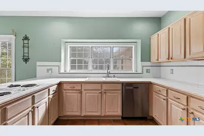 24930 Cedar Creek Drive, New Braunfels, TX 78132 - Photo 10