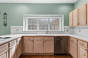 24930 Cedar Creek Dr, New Braunfels, TX 78132 - Photo 10