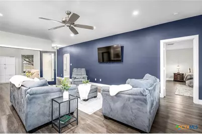 1616 Sunnycrest Circle, New Braunfels, TX 78130 - Photo 6