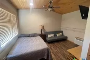 1104 Rorem Ave, Palacios, TX 77465 - Photo 8