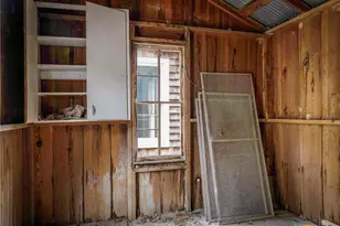 533 W Bridge St, New Braunfels, TX 78130 - Photo 34