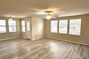 5509 Columbia Dr, Cibolo, TX 78108 - Photo 8