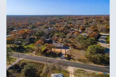 23307 Hickory Shadow, Elmendorf, TX 78112 - Photo 6