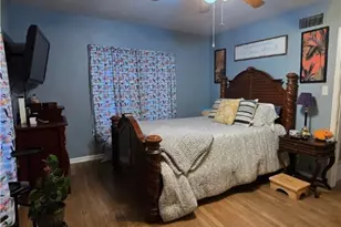 517 3rd St, Cuero, TX 77954 - Photo 8