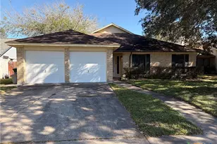 108 Queenswood Trail, Victoria, TX 77901 - Photo 2