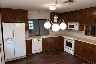 108 Queenswood Trail, Victoria, TX 77901 - Photo 4