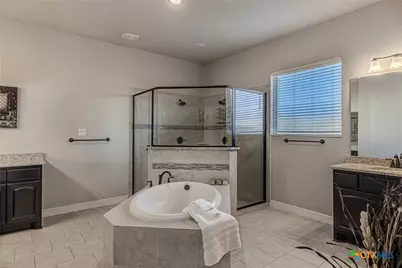 13015 Hunters Trace, St Hedwig, TX 78152 - Photo 14