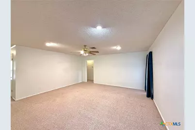 705 Third Street, Cuero, TX 77954 - Photo 10