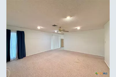 705 Third Street, Cuero, TX 77954 - Photo 12