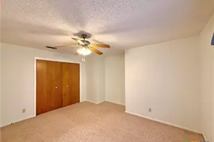 705 3rd St, Cuero, TX 77954 - Photo 18