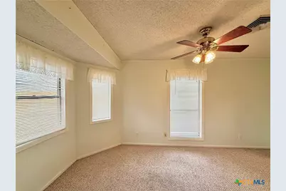 705 Third Street, Cuero, TX 77954 - Photo 6