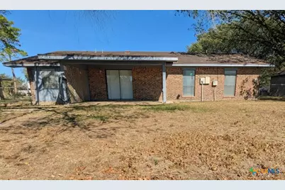 705 Third Street, Cuero, TX 77954 - Photo 2