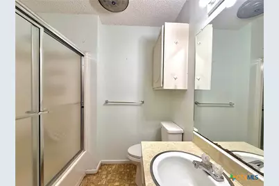 705 Third Street, Cuero, TX 77954 - Photo 20