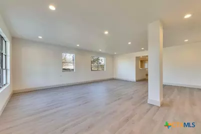 214 Jackman Street, San Marcos, TX 78666 - Photo 2
