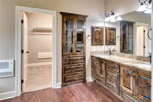 249 Post Oak Bend, Inez, TX 77968 - Photo 14