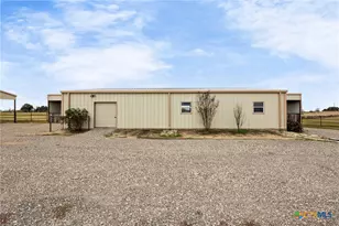 452 County Rd 470, Chilton, TX 76632 - Photo 32