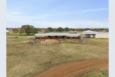 452 County Road 470, Chilton, TX 76632 - Photo 30