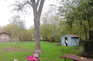 212 E Rosemary Dr, Seguin, TX 78155 - Photo 20